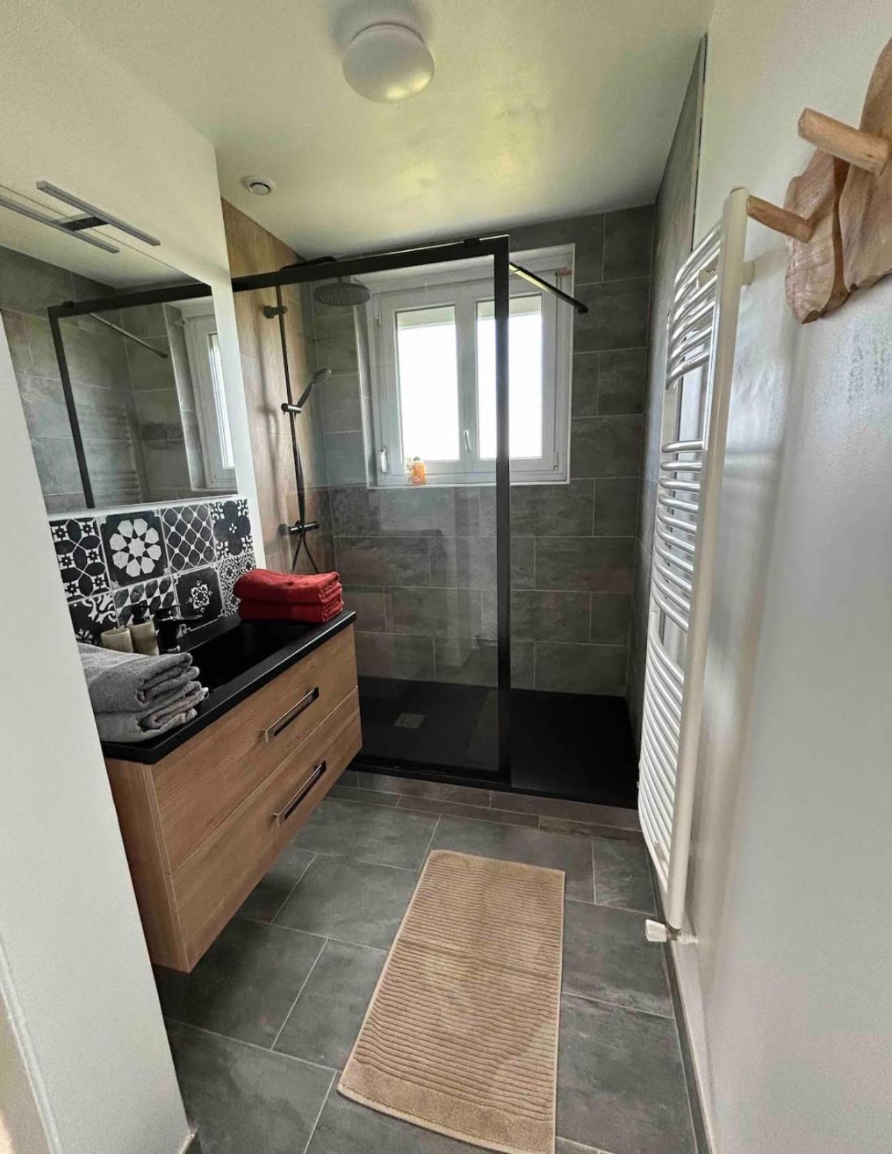 Superbe Appartement Refait A Neuf Morlaix Exterior foto